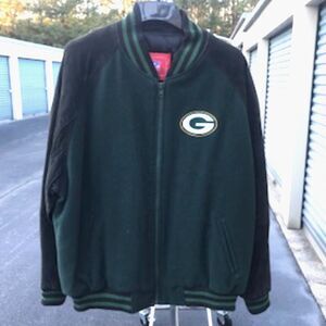 Varsity Bomber Full Zip Jacket . Packers ........ Size: Extra Large {46-48}